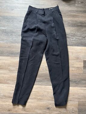 Gianni Versace Black Pleated women’s silk Dress Pants